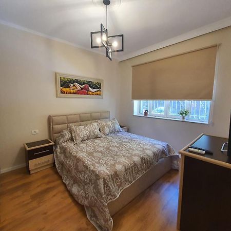 Center Of Tirana Enes'S Apartments מראה חיצוני תמונה