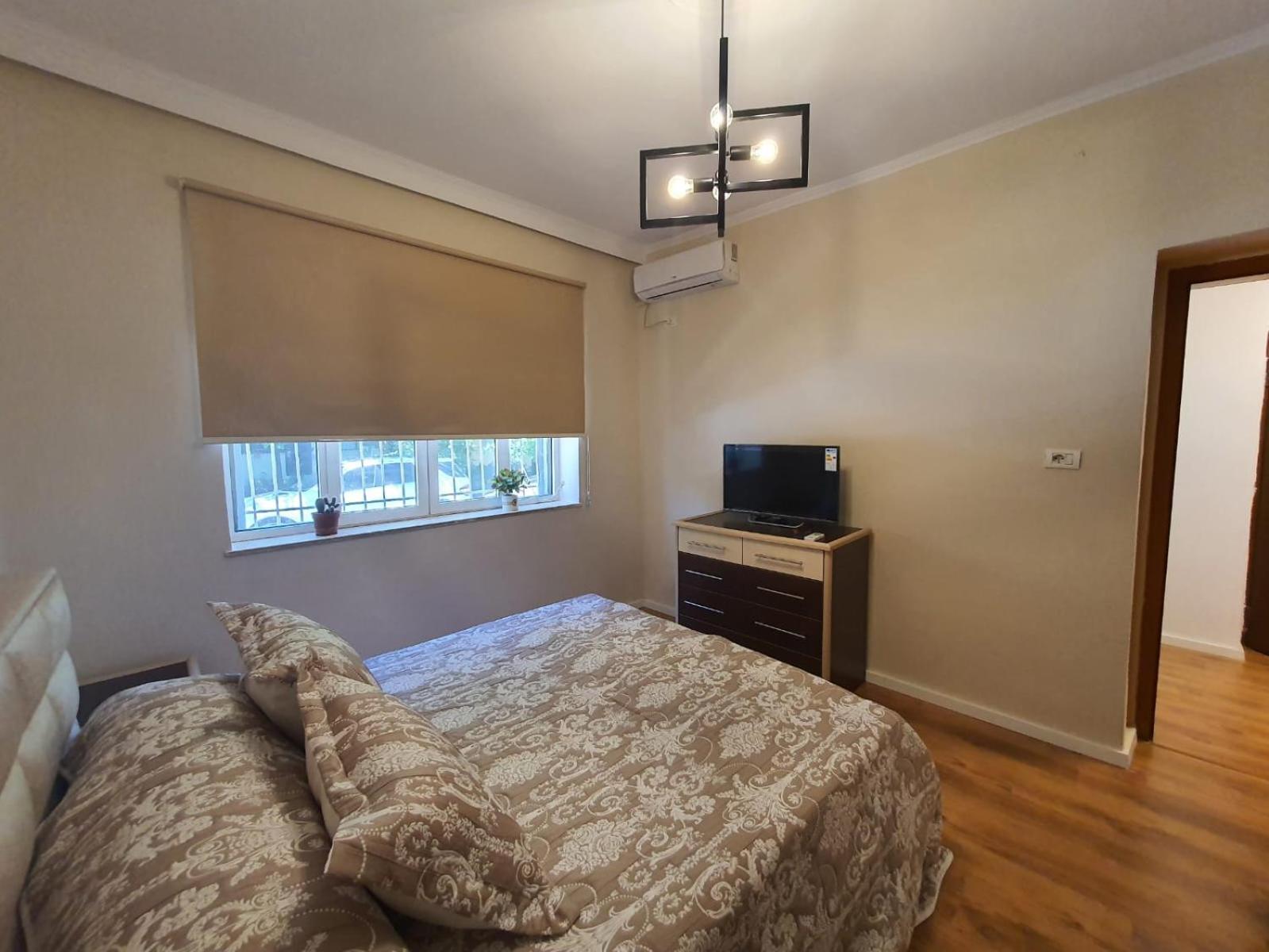 Center Of Tirana Enes'S Apartments מראה חיצוני תמונה